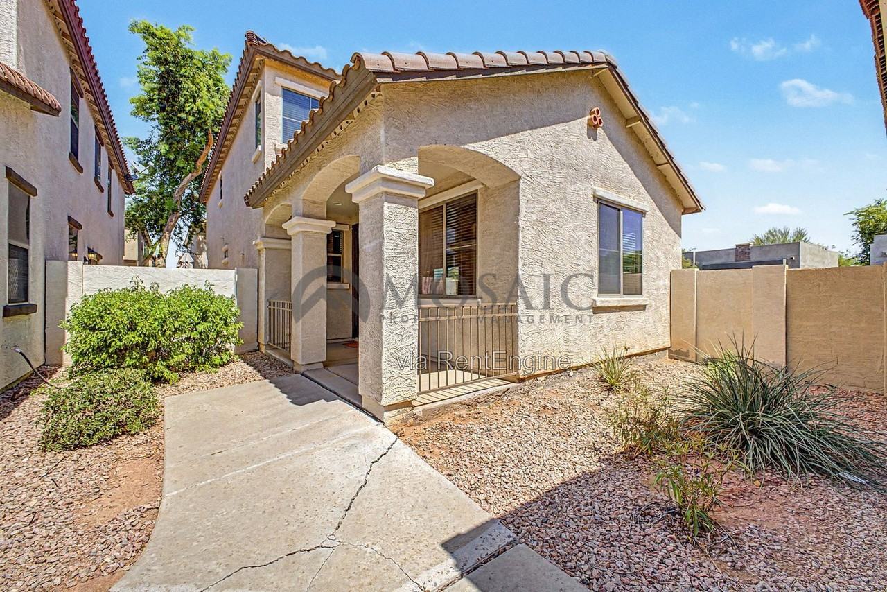 599 S Buena Vista Ct - Photo 3 of 36