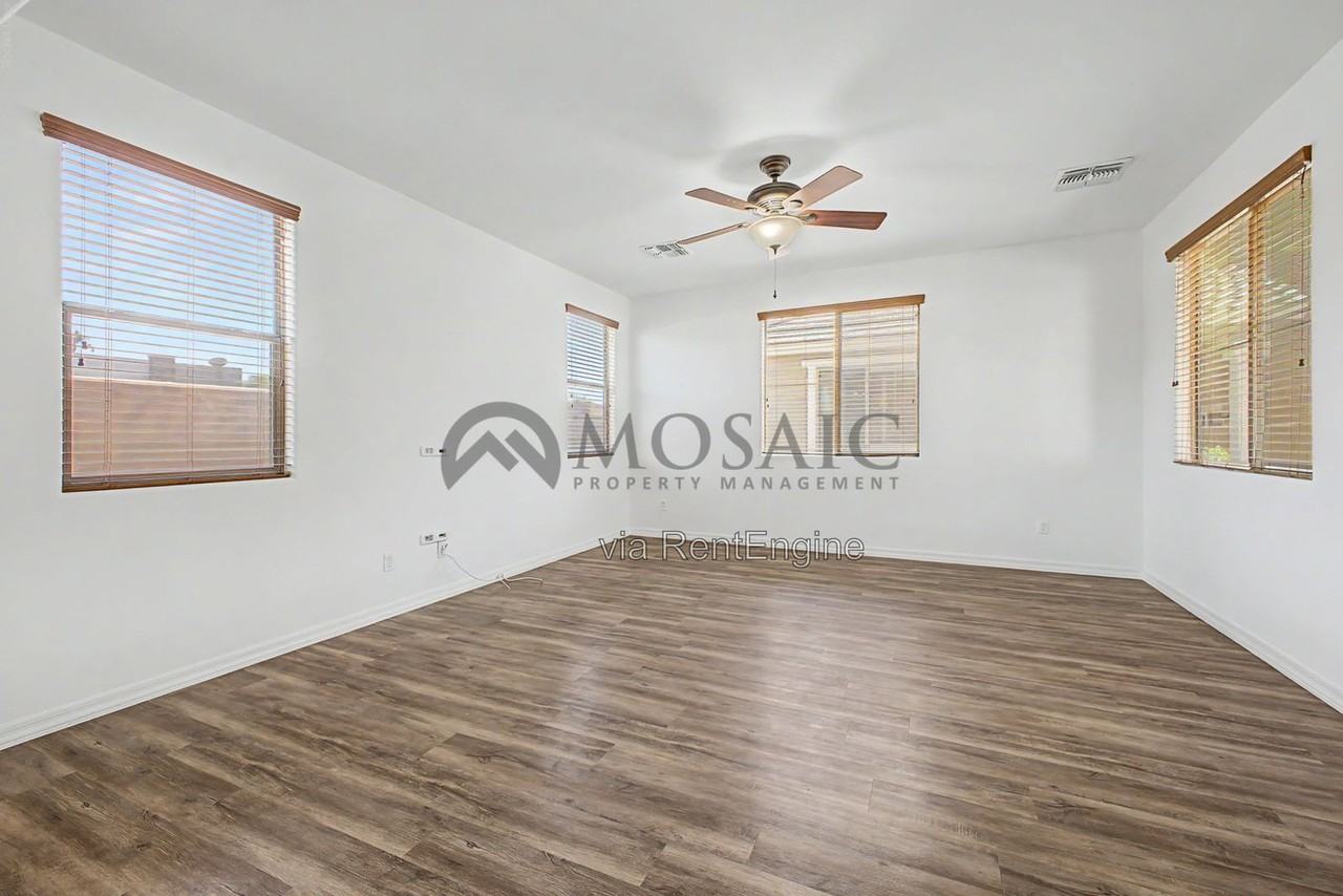 599 S Buena Vista Ct - Photo 7 of 36