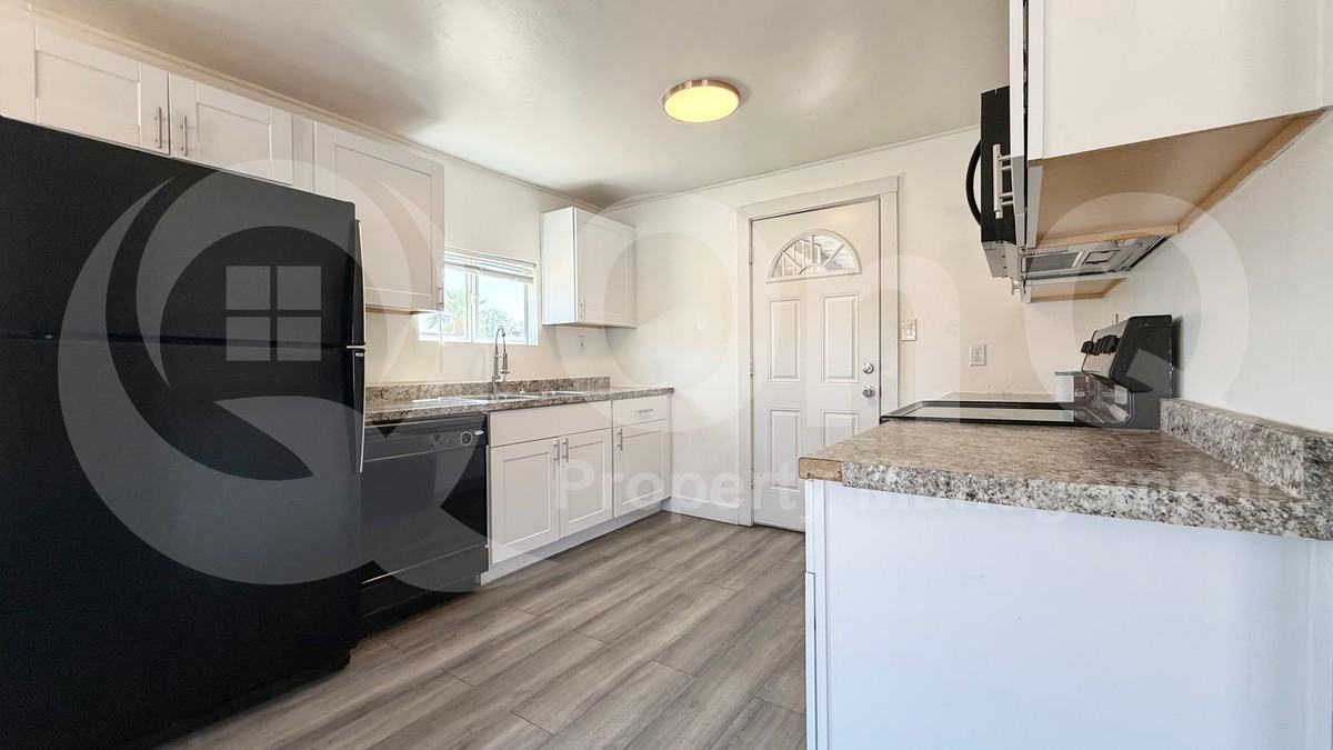 17 E Townley Ave - Photo 4 of 13