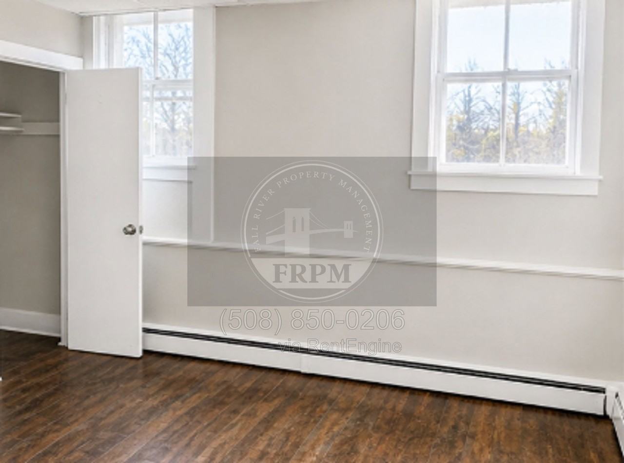 197 Rodman St #LL - Photo 3 of 4