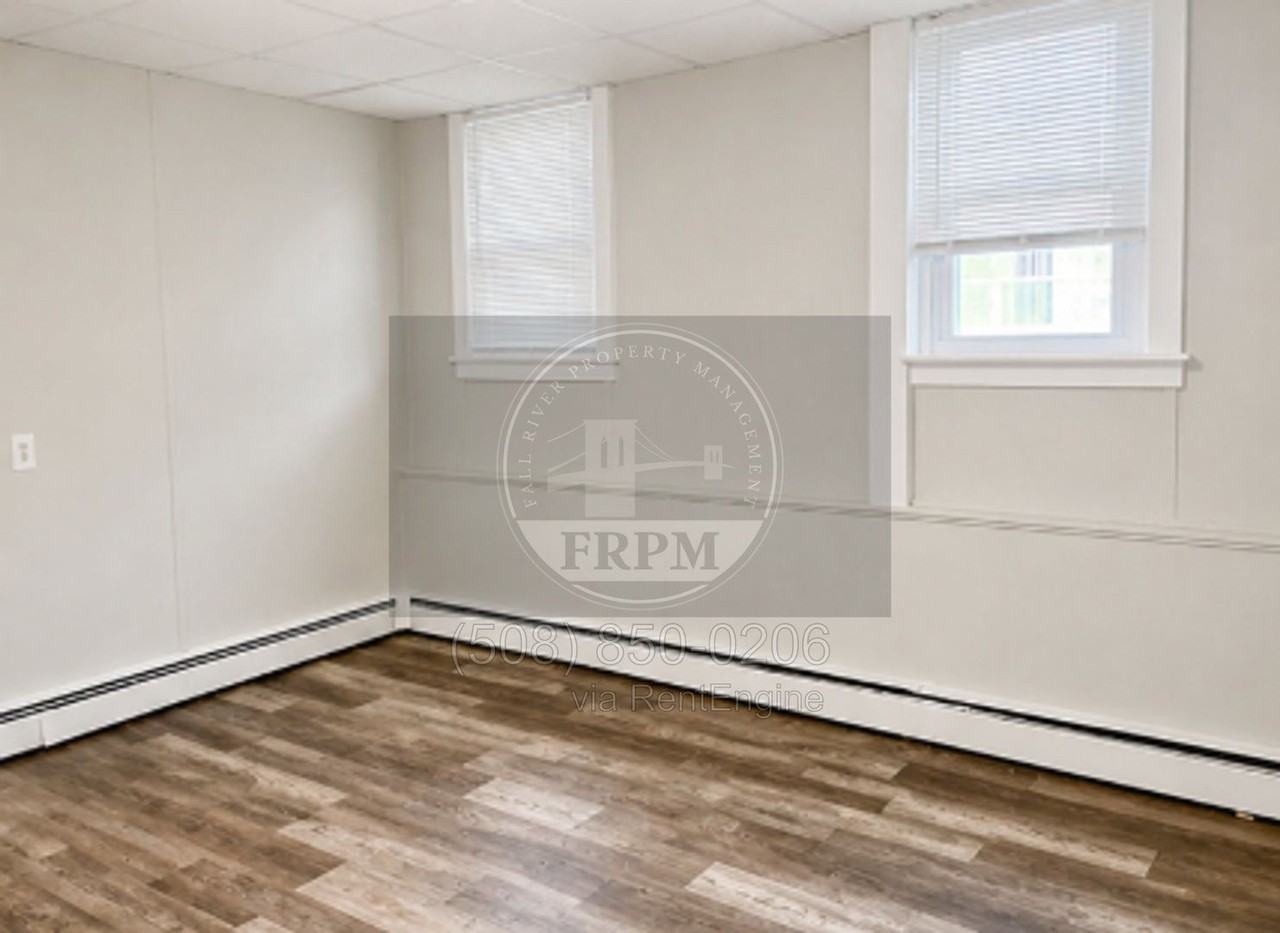 197 Rodman St #LL - Photo 4 of 4