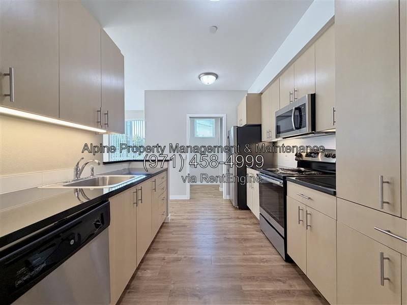 1415 Se Pardee St #307 - Photo 3 of 19