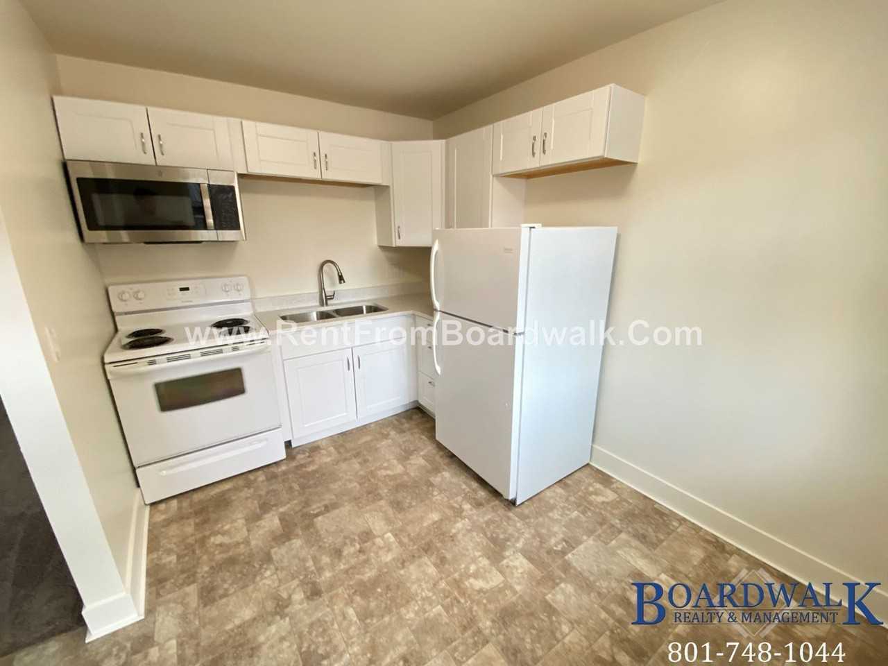 675 E 5th Ave #5 - Photo 5 of 18
