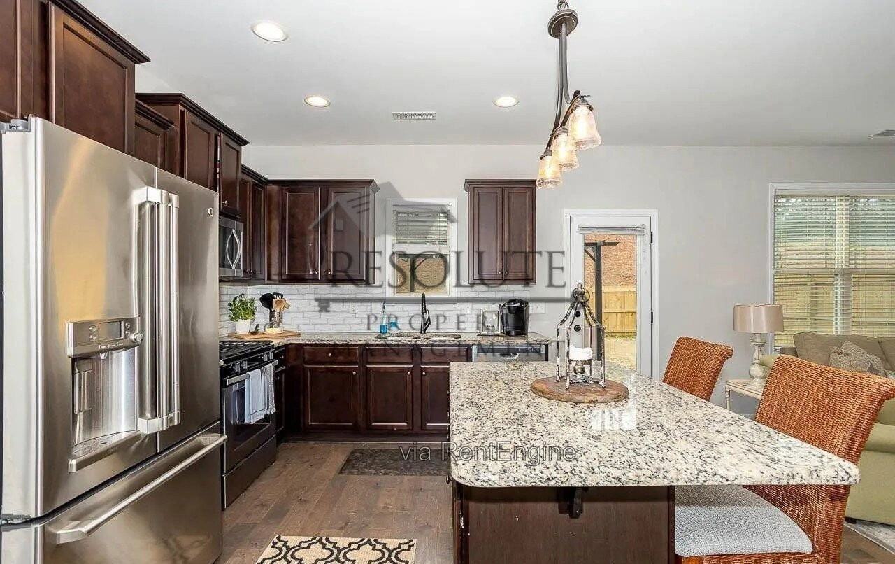 40 Balboa Pkwy - Photo 2 of 2