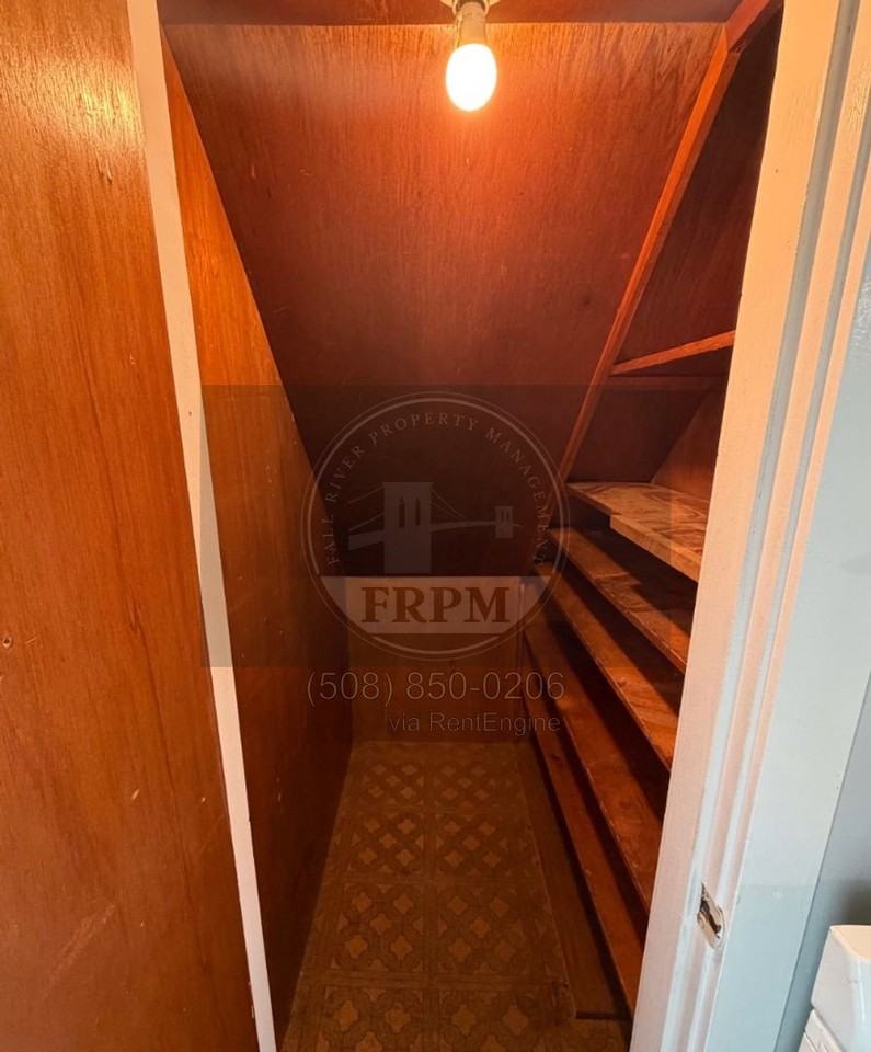 33 Berkley St #3 - Photo 5 of 11