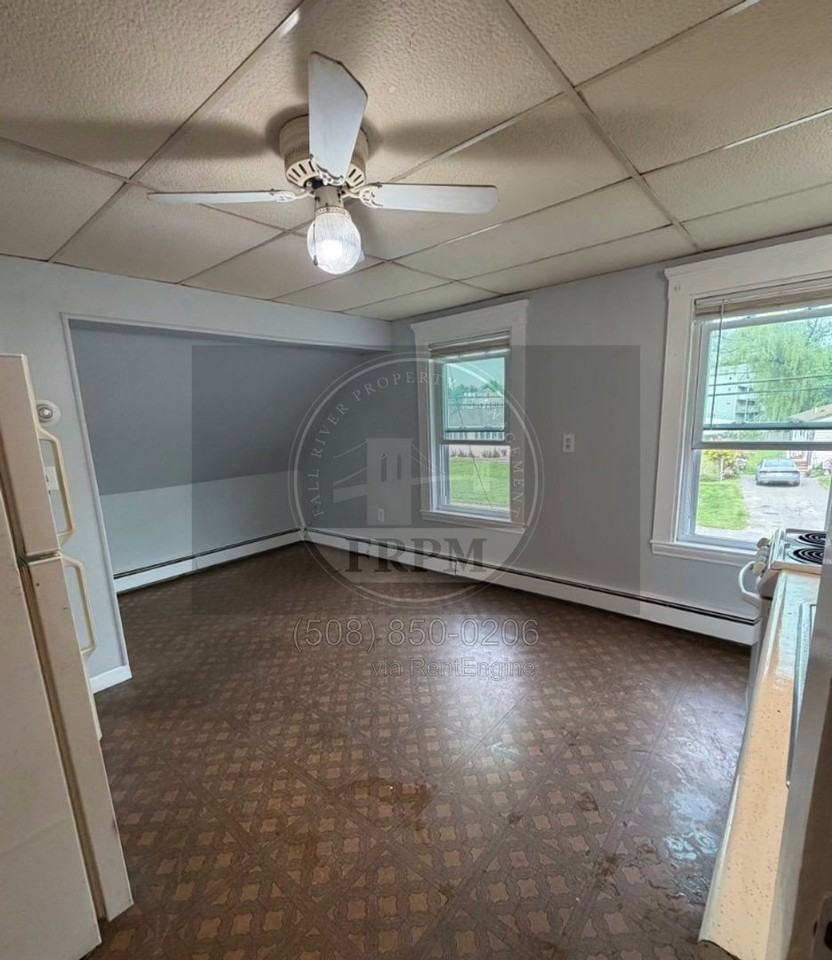 33 Berkley St #3 - Photo 6 of 11