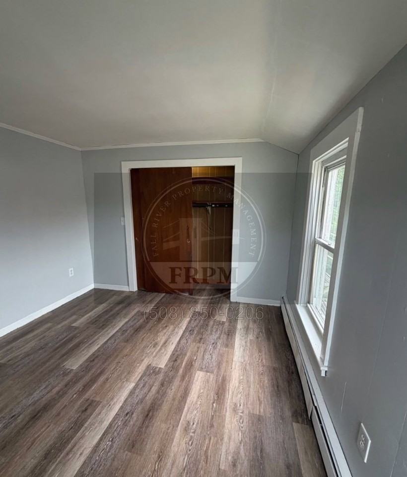 33 Berkley St #3 - Photo 7 of 11