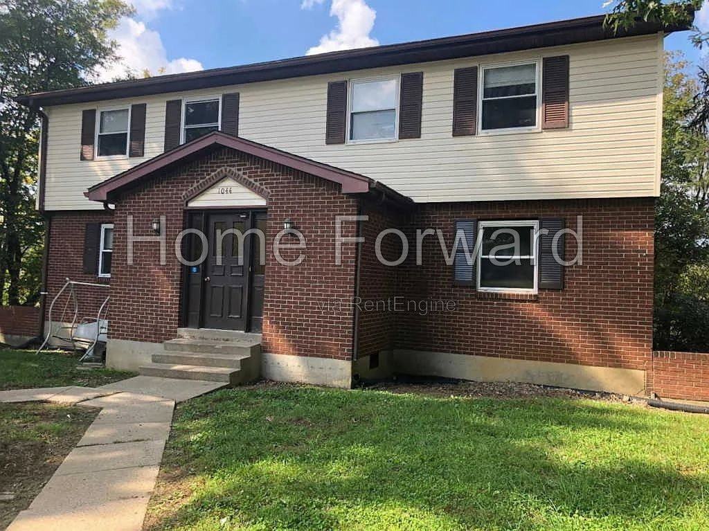 1044 Idylwild Dr #A - Photo 2 of 2