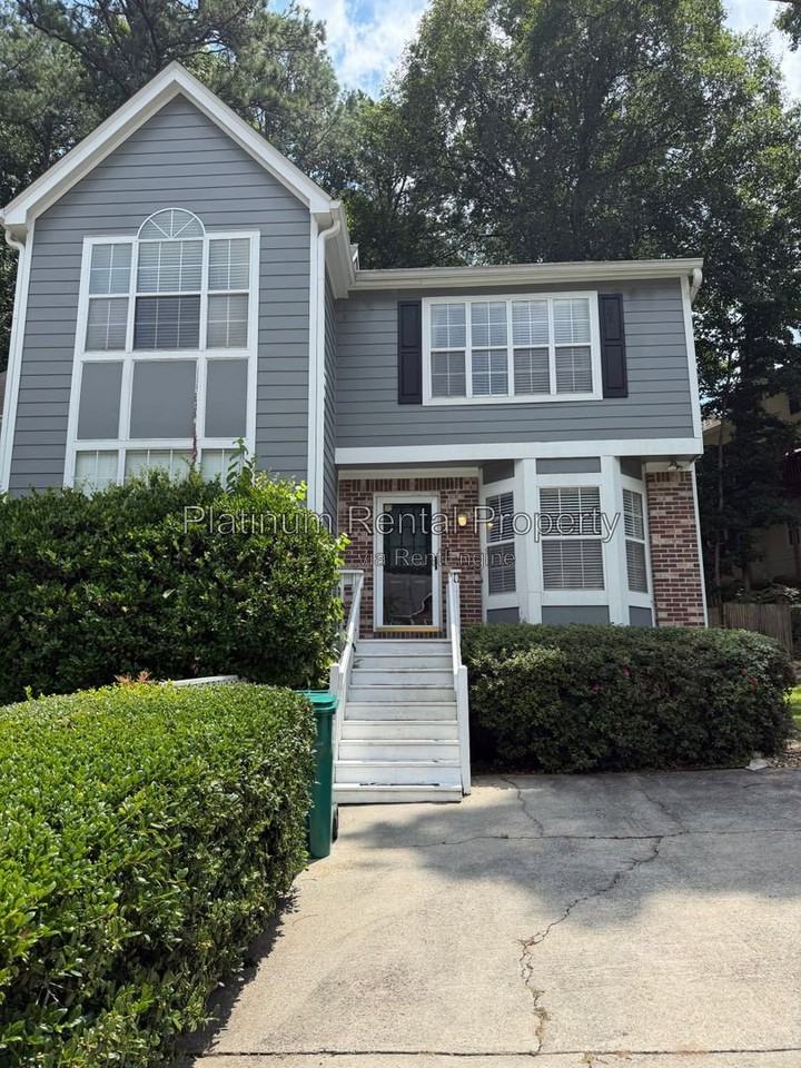5116 Laurel Bridge Ct Se - Photo 4 of 35