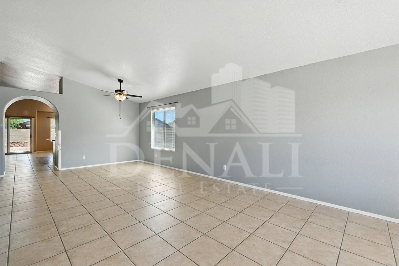 7997 E Snakeroot Dr - Photo 3 of 43