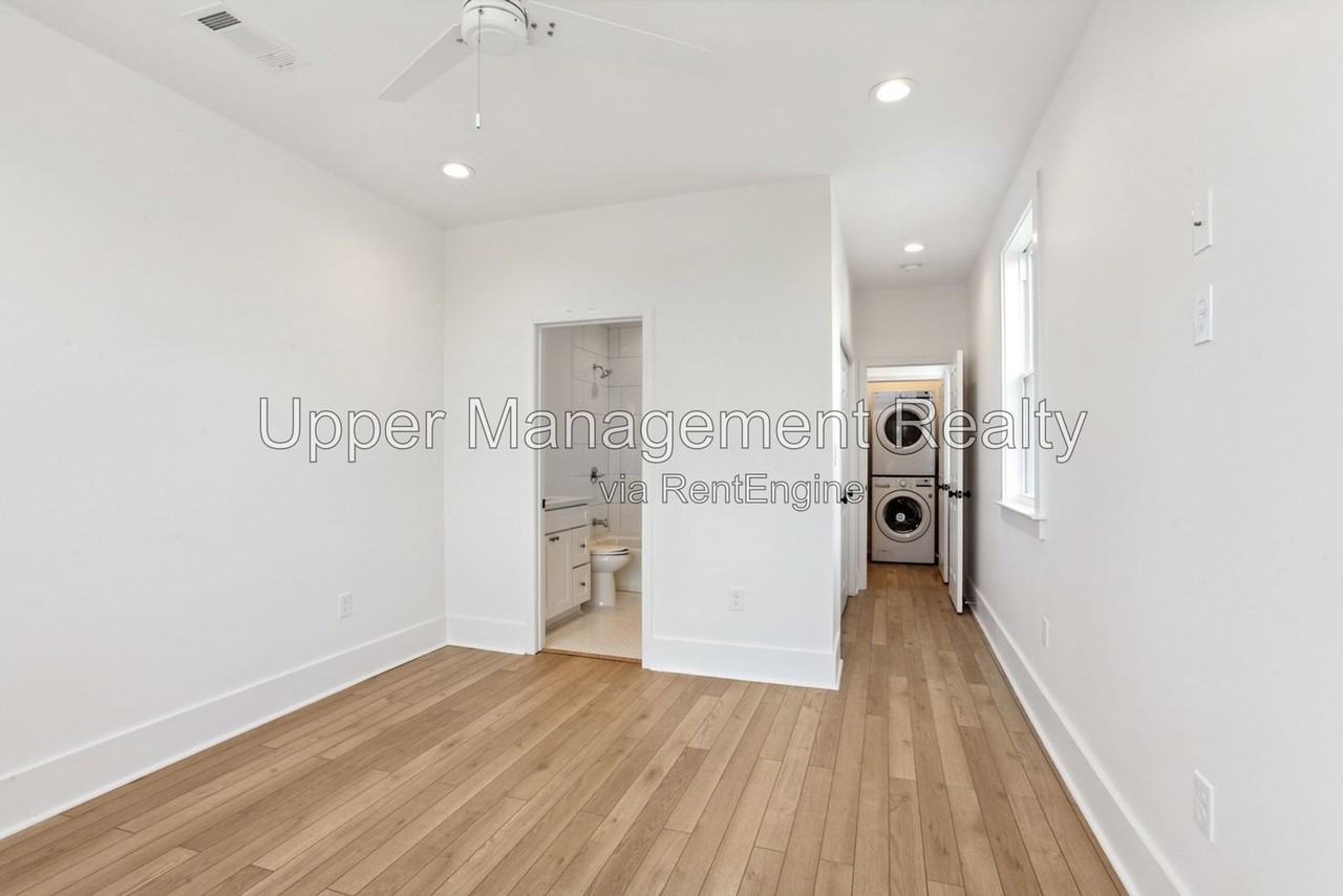 2727 3rd St #2727 - Photo 5 of 11