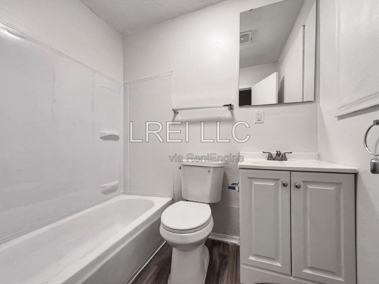 1710 Gallagher St - Photo 5 of 12