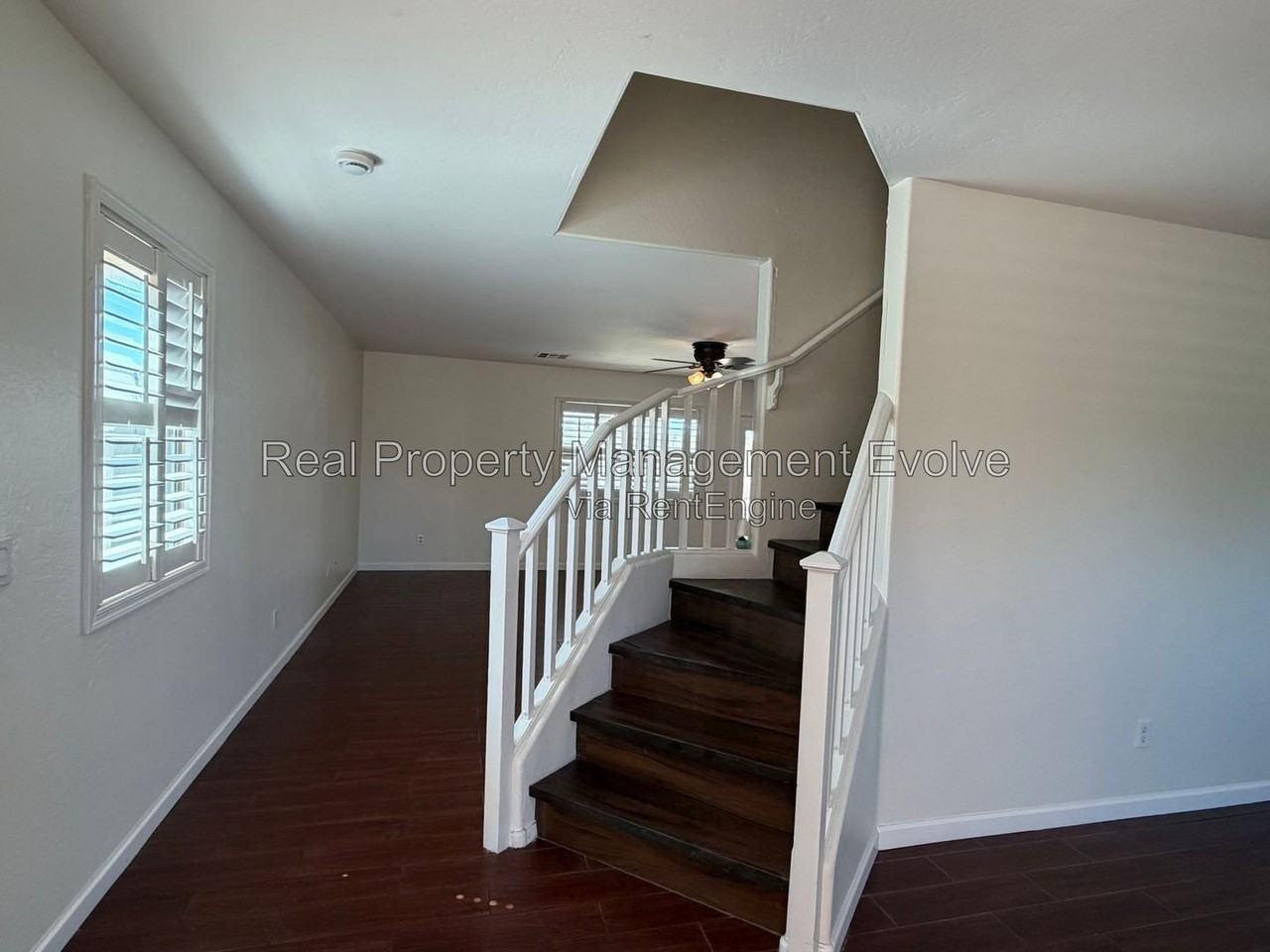 6903 W Lawrence Ln - Photo 7 of 47