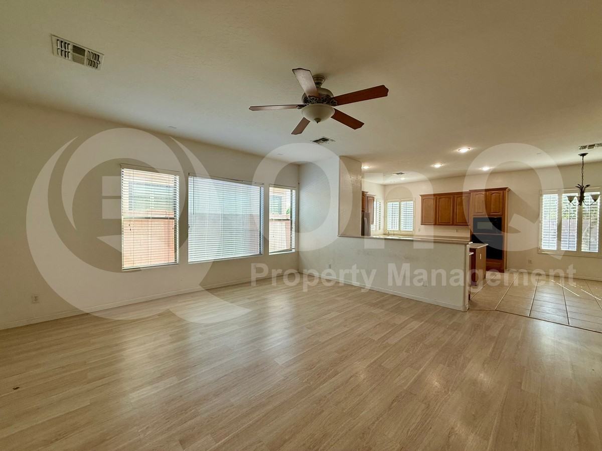 3630 S Velero St - Photo 7 of 27