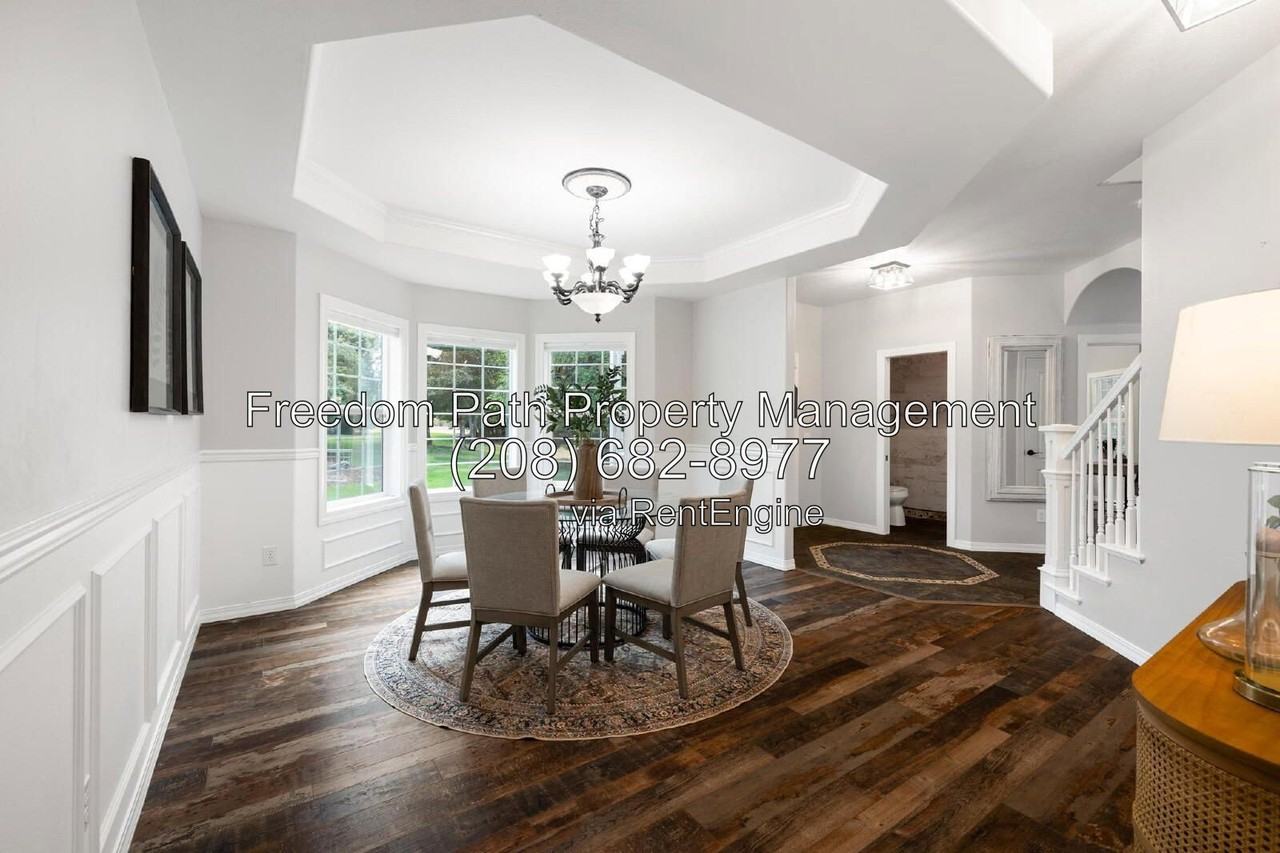 3825 E English Point Rd - Photo 6 of 46