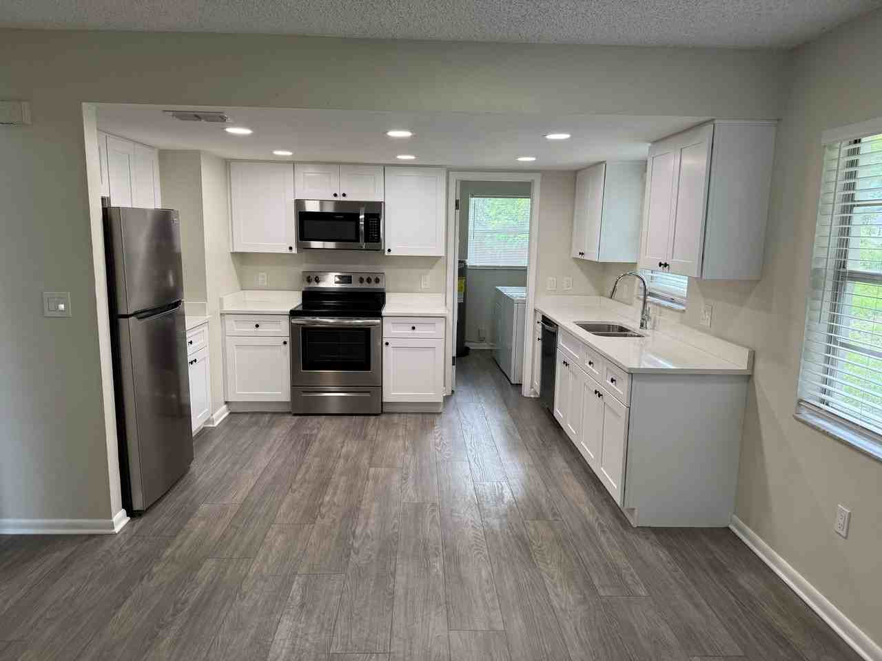 2772 63rd Ter N #B - Photo 2 of 12