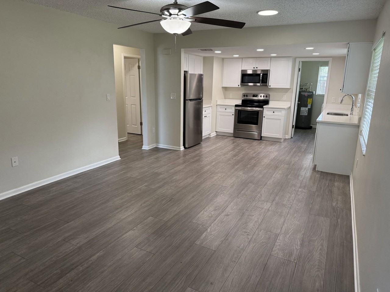 2772 63rd Ter N #B - Photo 4 of 12