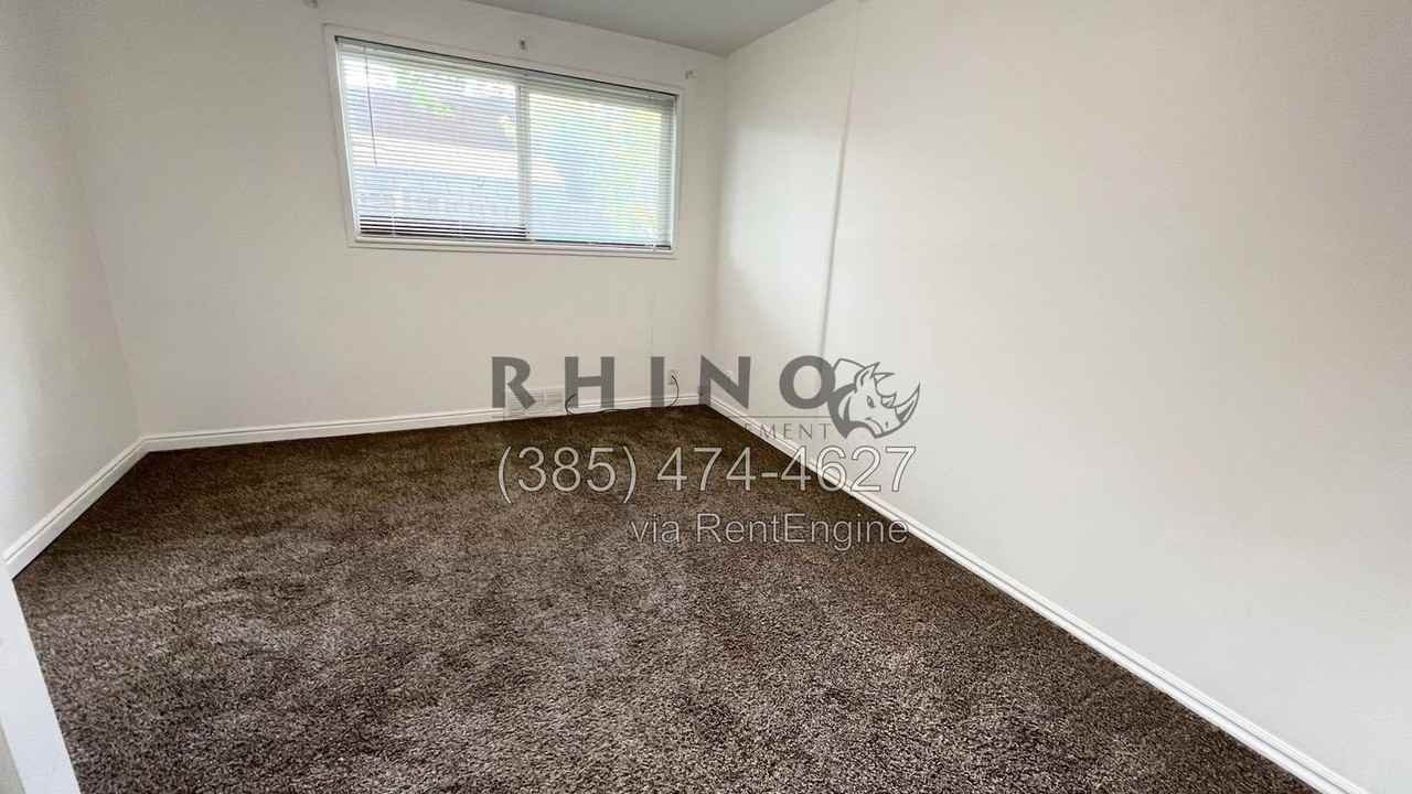 3389 S Hillsdale Dr - Photo 5 of 15