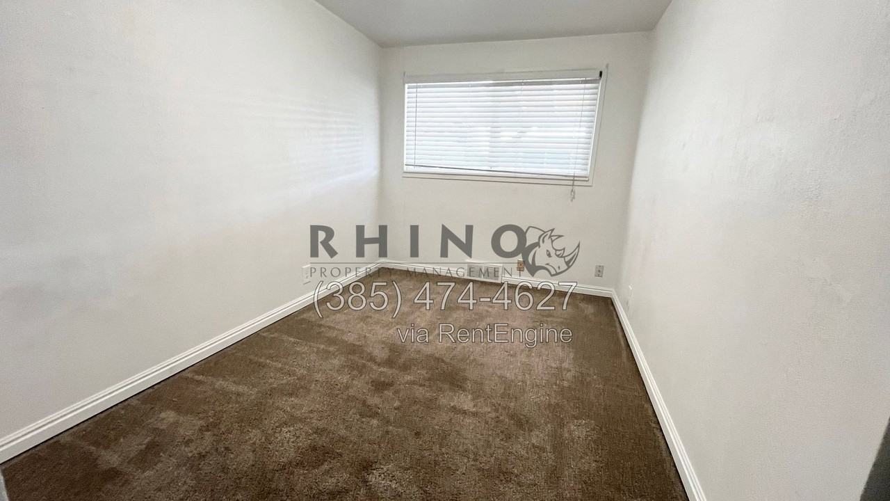 3389 S Hillsdale Dr - Photo 6 of 15