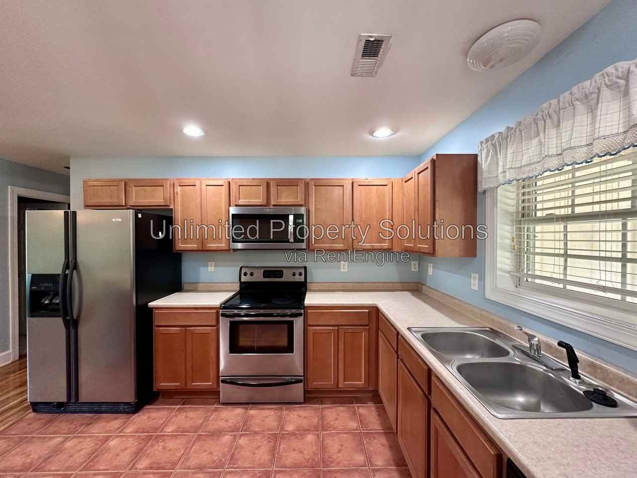23 Creekstone Ln - Photo 6 of 33