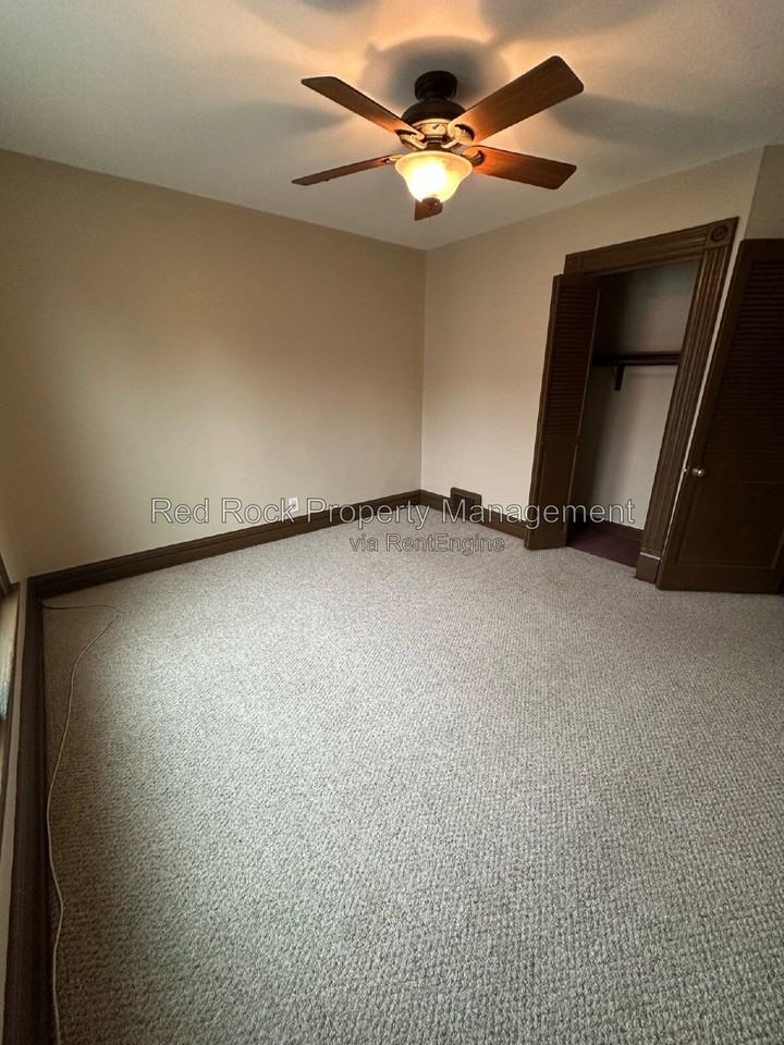 838 E Centerway - Photo 5 of 16
