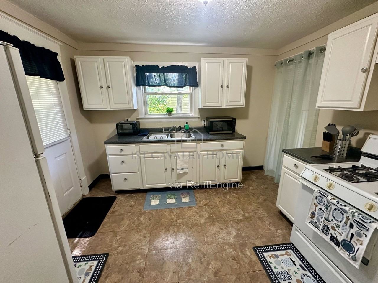 2157 10th St Sw - Photo 5 of 12