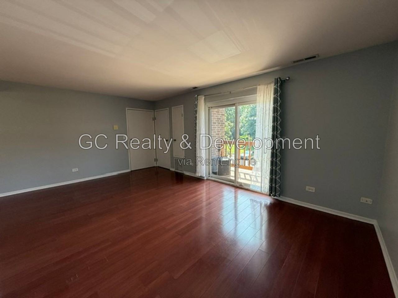 2250 Abbeywood Dr #B - Photo 3 of 17