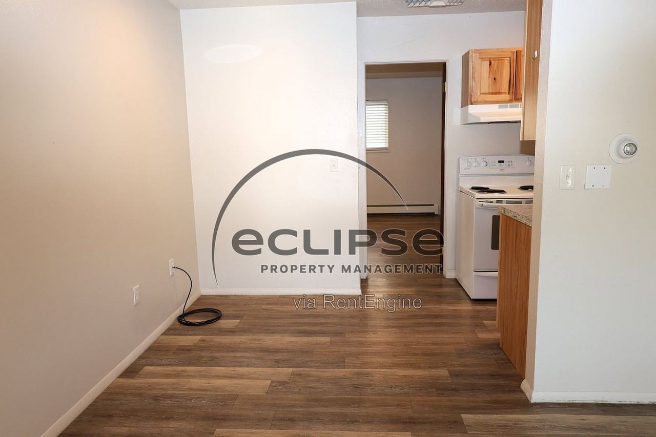 420 Chipeta Ave #32 - Photo 3 of 13