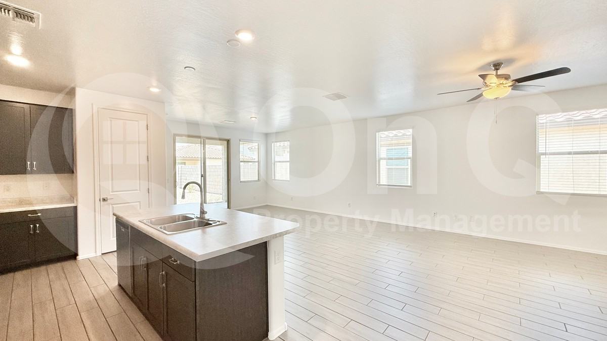 36604 W San Sisto Ave - Photo 5 of 23