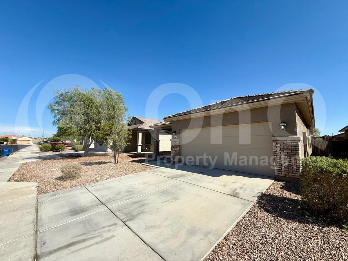 11607 W Redfield Rd - Photo 2 of 20