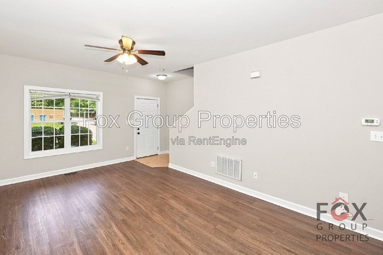 3996 Kimberly Pl - Photo 6 of 17