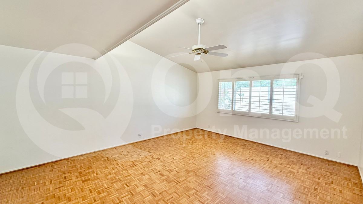 2238 E Montebello Ave - Photo 2 of 28
