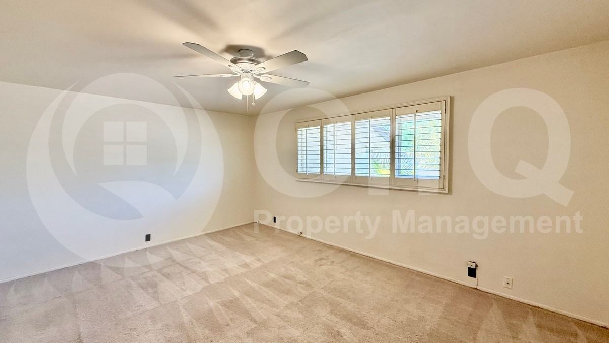 2238 E Montebello Ave - Photo 4 of 28