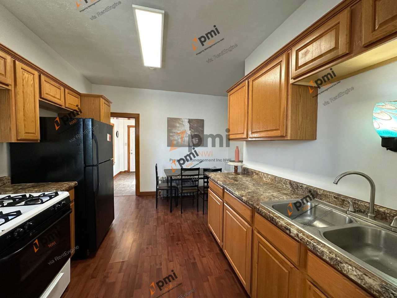 1308 119th St #2R - Photo 6 of 18