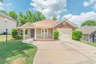 3128 Alexandria Dr - Photo 1 of 1