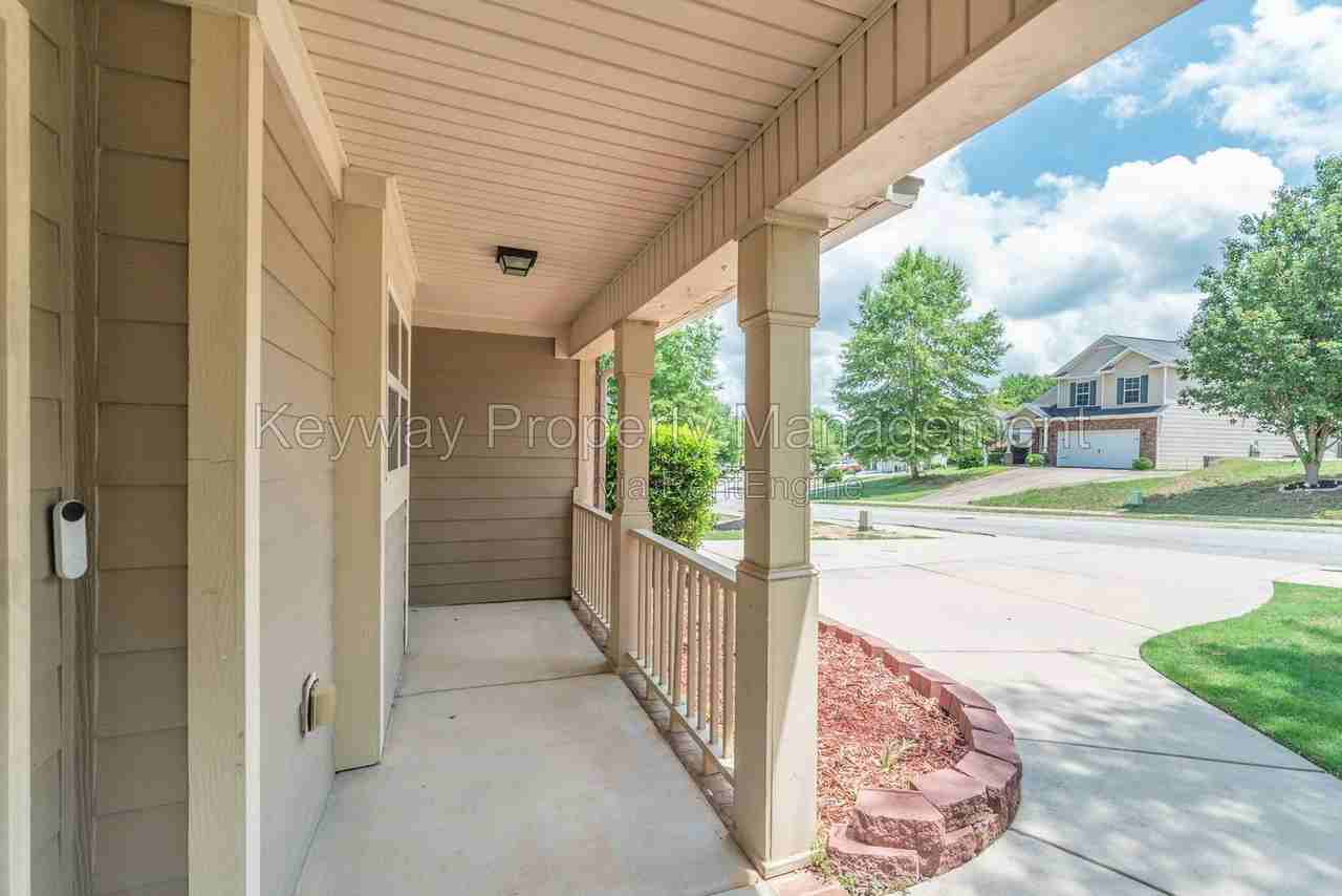 3128 Alexandria Dr - Photo 6 of 45