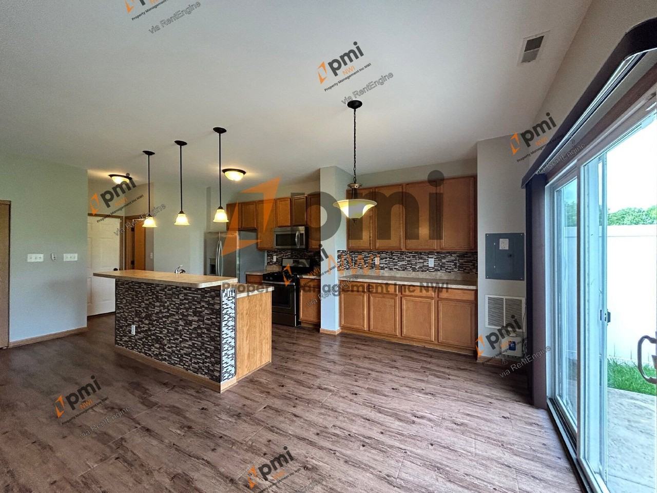 7750 E 111th Pl - Photo 4 of 21