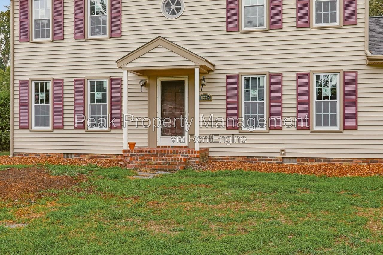 9323 Susquehanna Trl - Photo 3 of 26