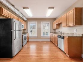 1643 N Pearl St - Photo 1 of 1