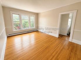 447 W Walnut St #12 - Photo 1 of 1