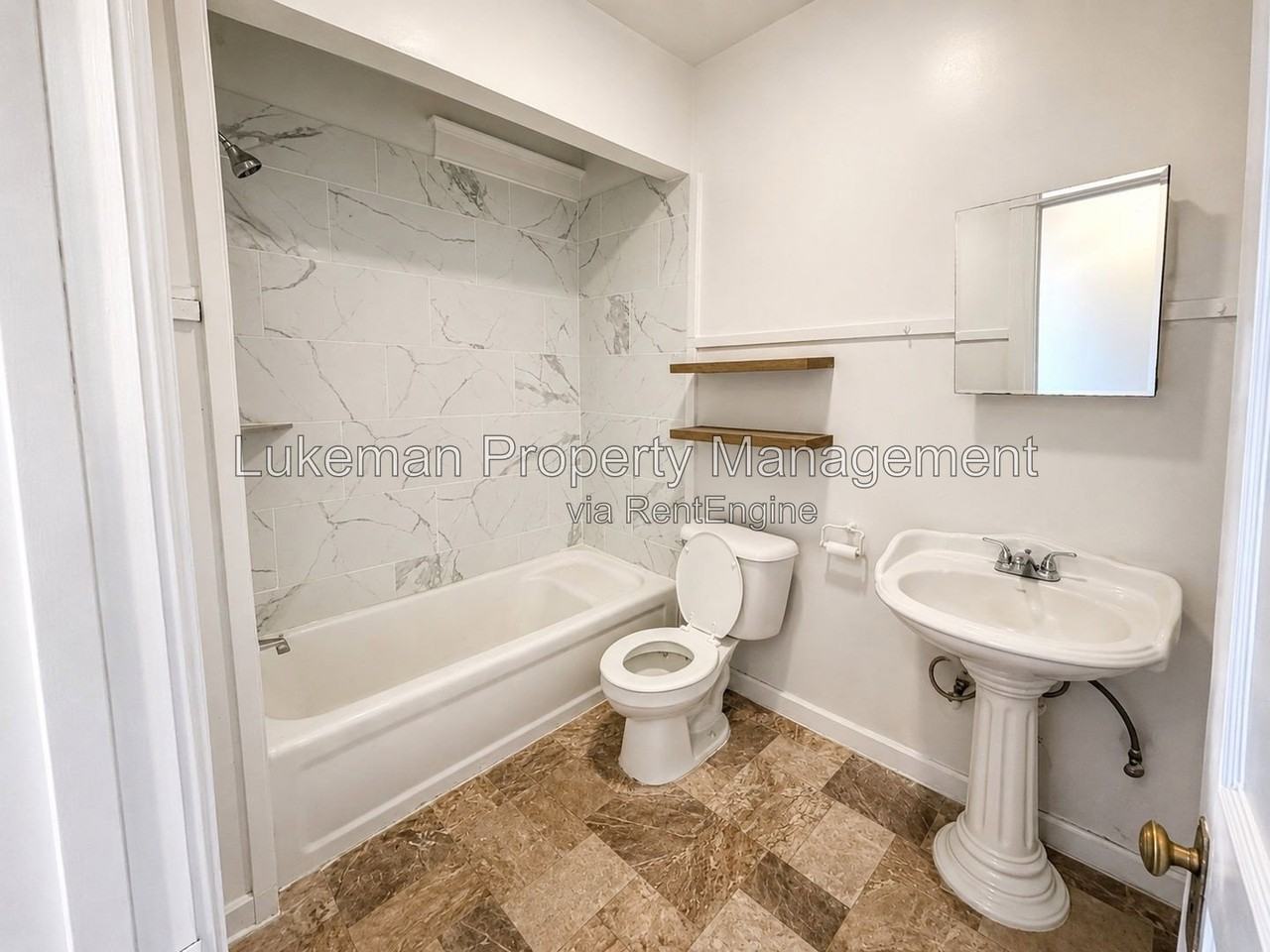 447 W Walnut St #12 - Photo 5 of 11