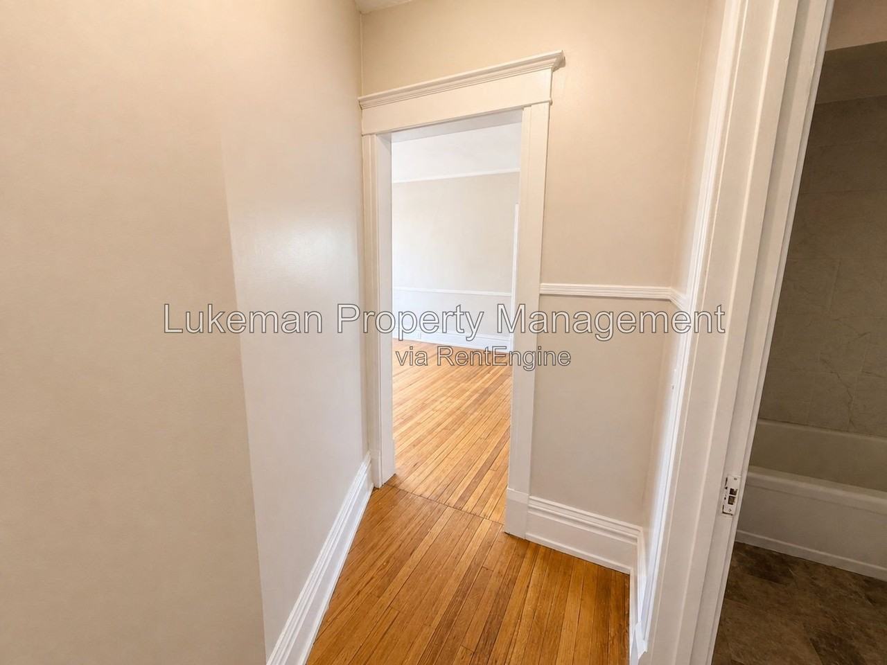 447 W Walnut St #12 - Photo 6 of 11