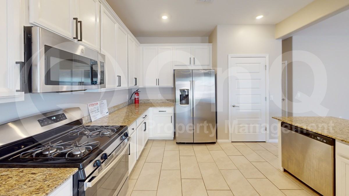 6821 E Camino Naife - Photo 5 of 24