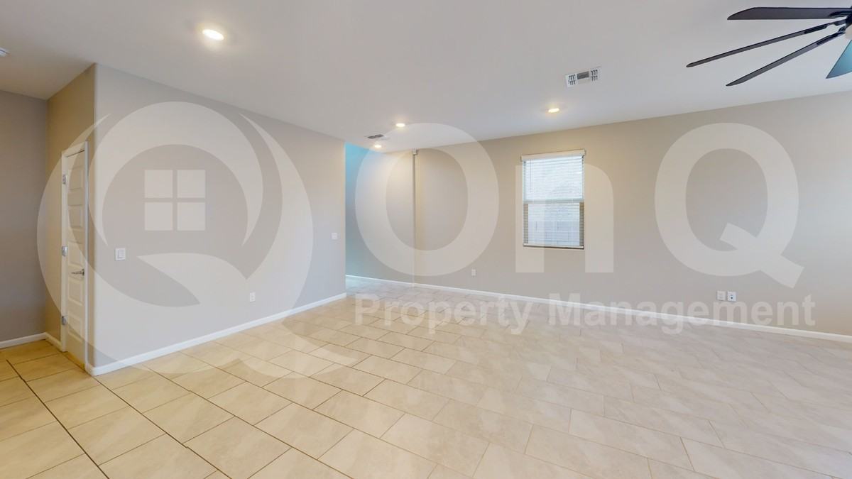 6821 E Camino Naife - Photo 7 of 24