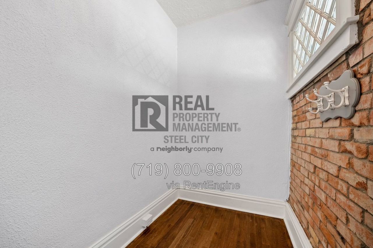 121 Lake Ave - Photo 6 of 42