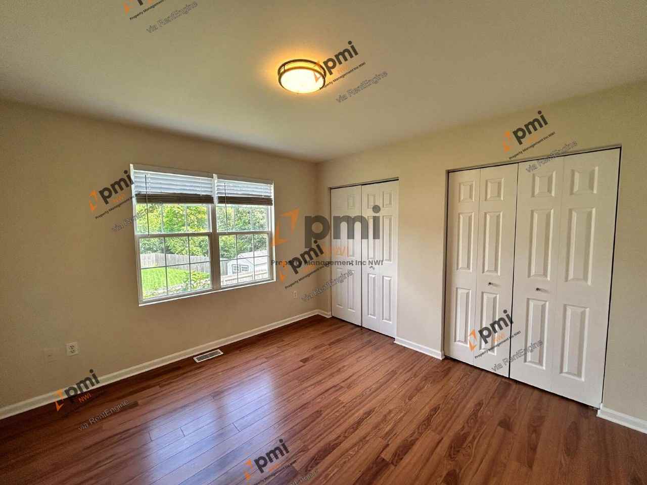 4842 W 93rd Ter - Photo 7 of 16
