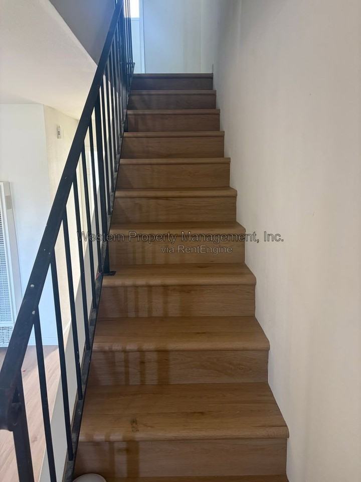 1385 7th Ave #25 - Photo 4 of 10