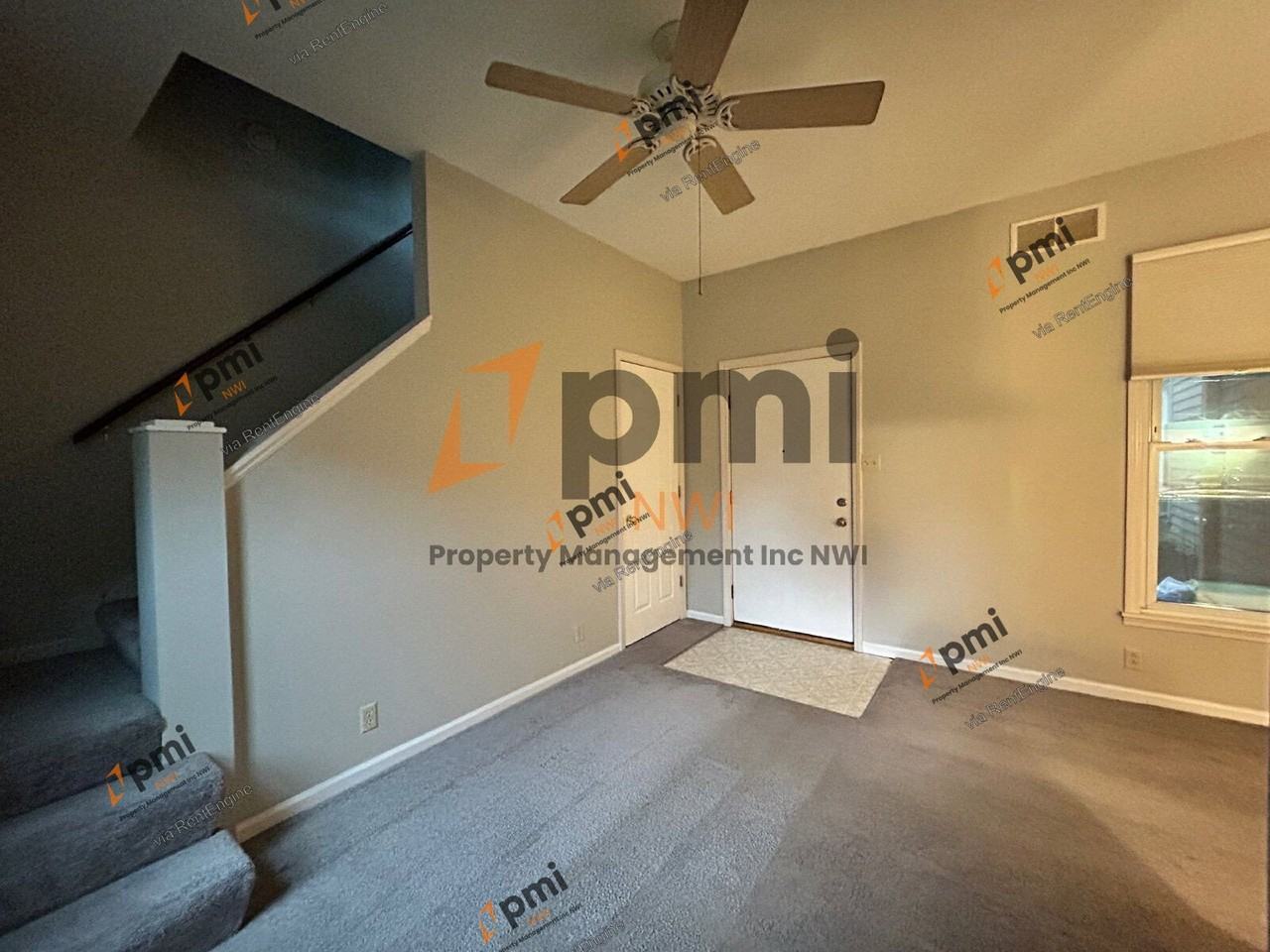 703 Elm St #C - Photo 4 of 13