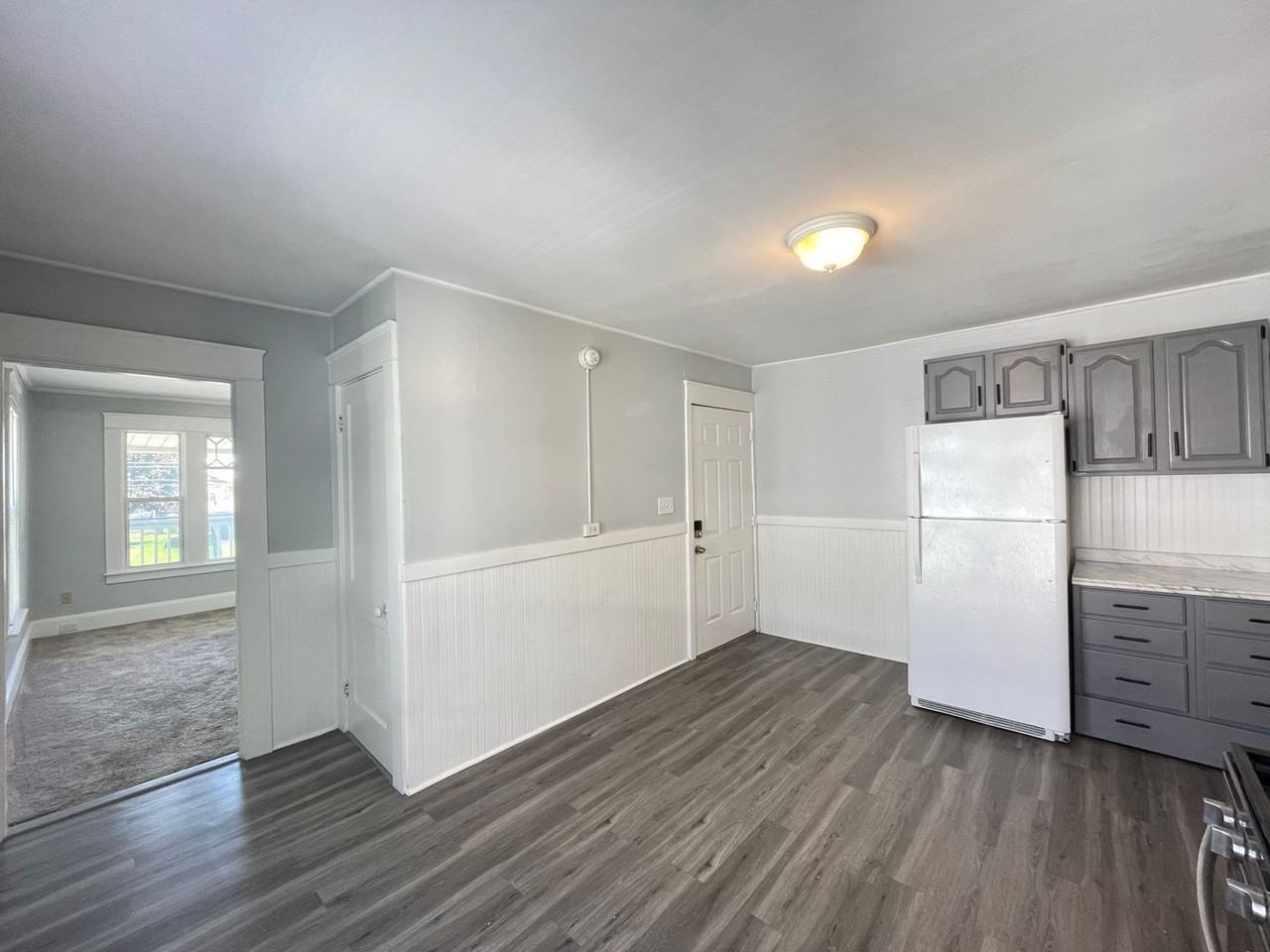 398 Amory St #B - Photo 4 of 16