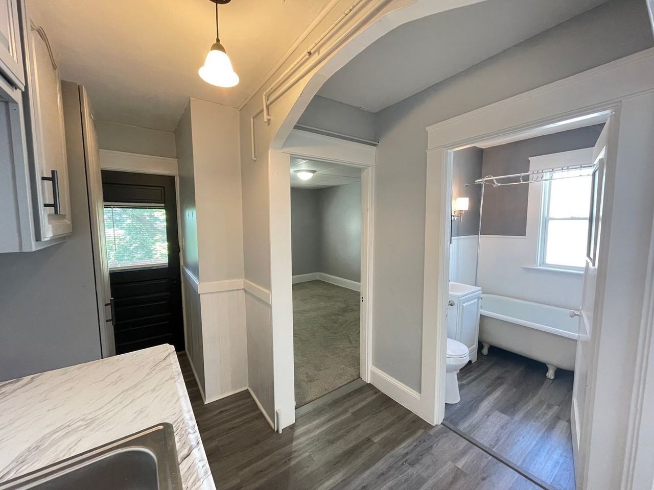 398 Amory St #B - Photo 6 of 16